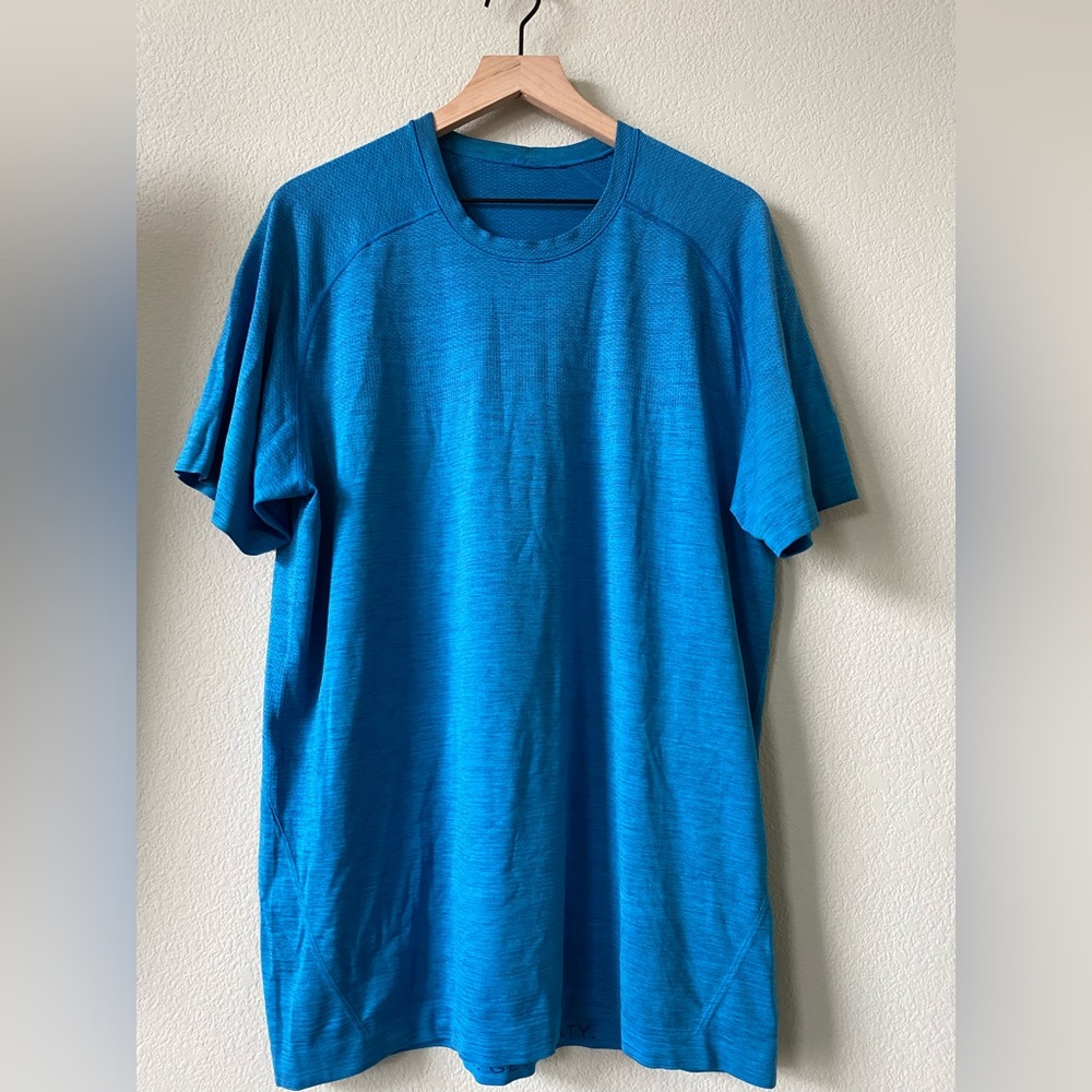 LULULEMON relaxed short - sleeve shirt XL